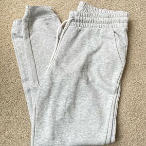 women’s grey joggers
